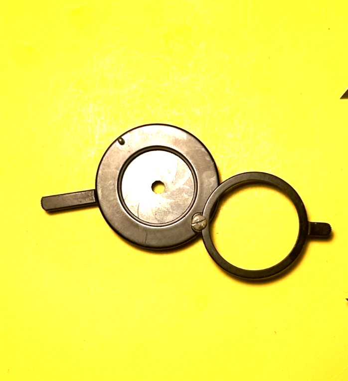 Adjustable Iris with Filter holder