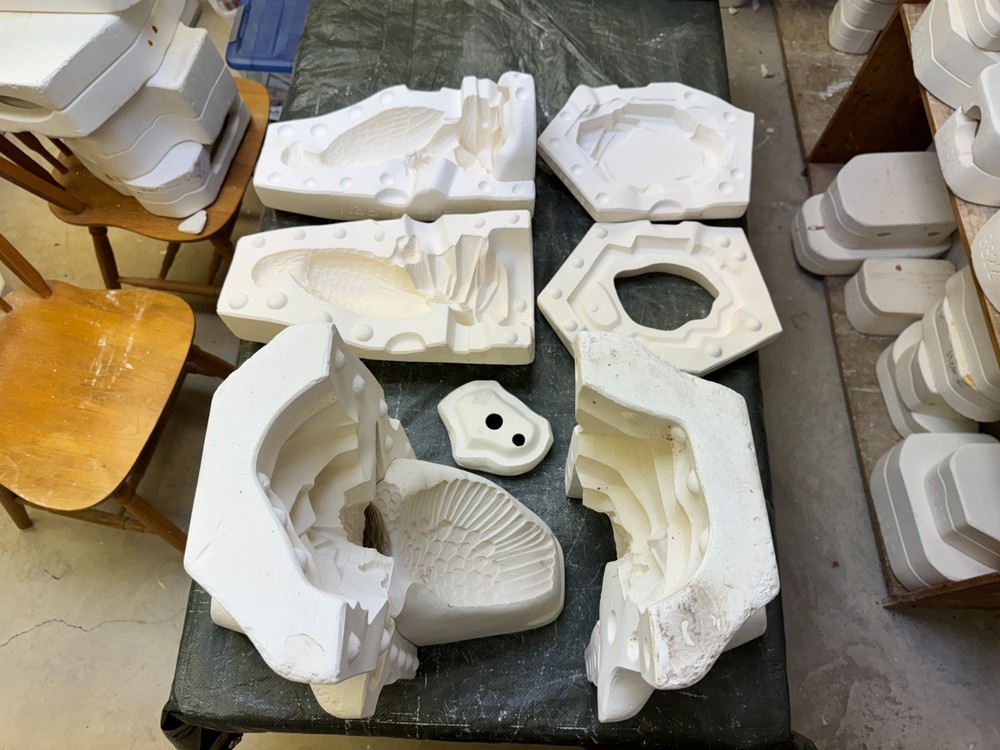 VINTAGE ARNEL'S CERAMIC MOLD #1106/#1128/#1129 EAGLE/EAGLE/BASE