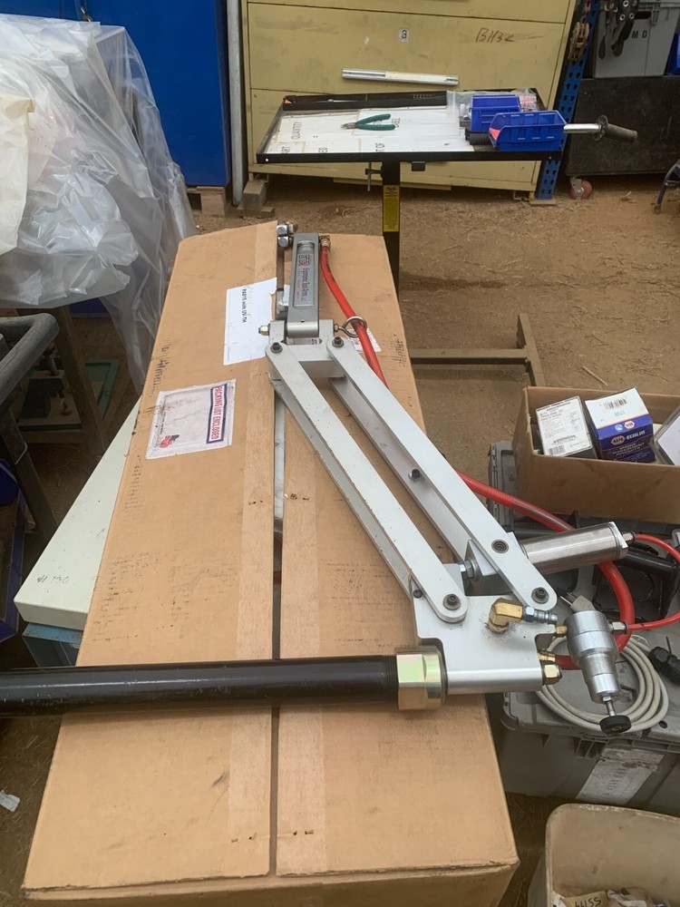 Ergonomic Tool Arms PA815