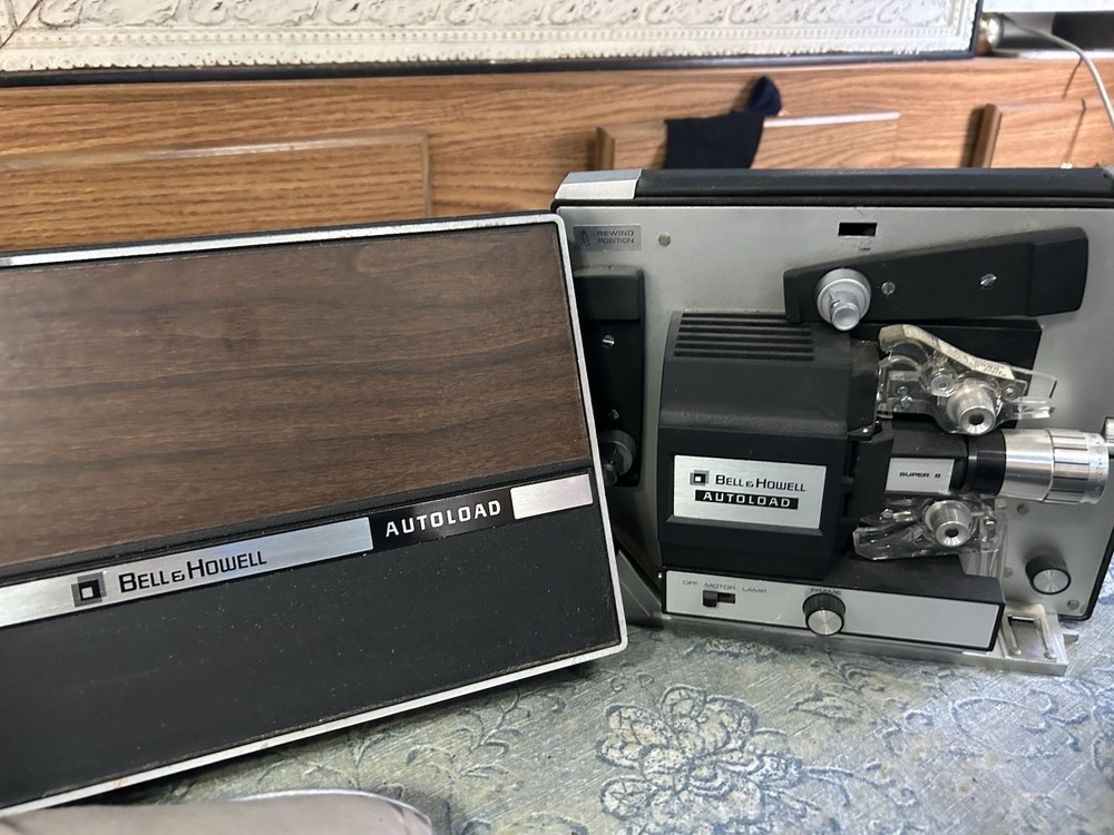Bell & Howell 461A Super 8 Movie Projector