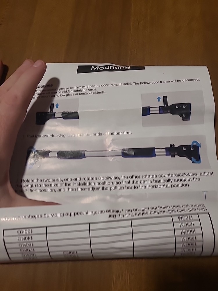 Vaaizo Expandable Pull Up/ Chin Up Bar