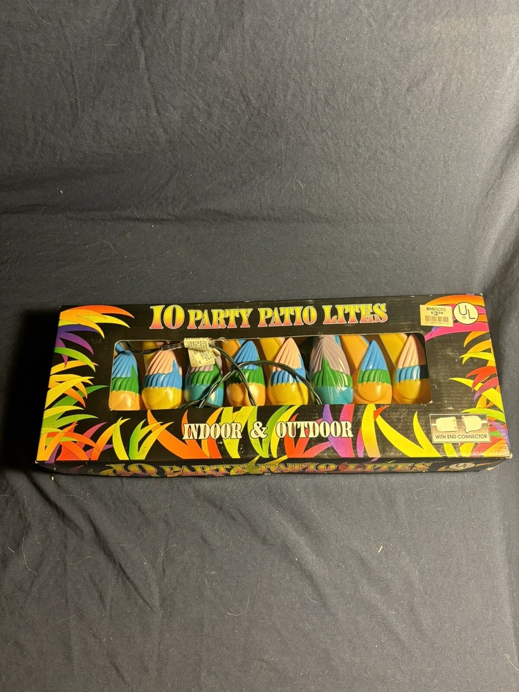 Vintage 90s Parrot Patio Lights