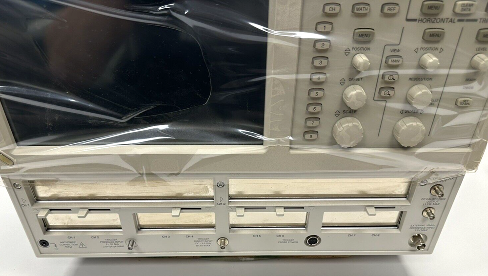 Tektronix CSA8000 Communications Signal Analyzer