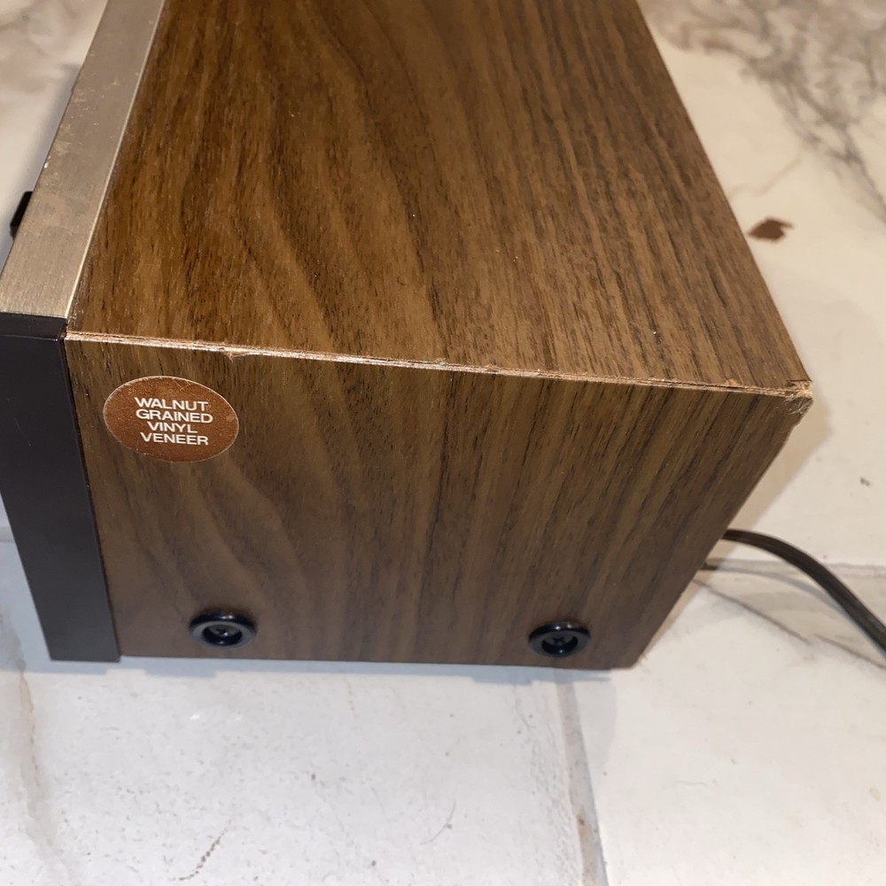 REALISTIC dual channel 5 band Stereo Frequency Equalizer Model #31-1987 Untested