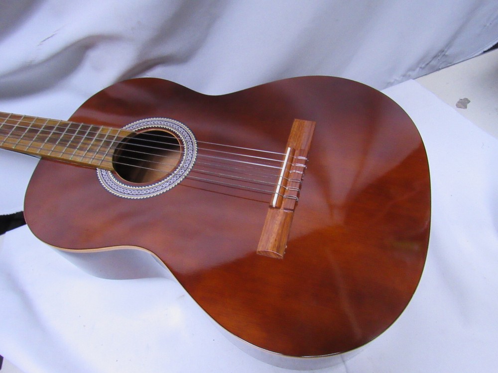 aristides guzman mora classical guitar