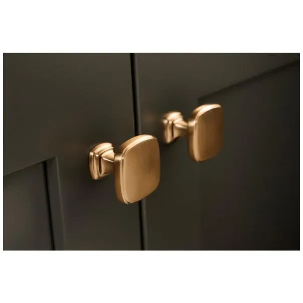 Satin Bronze Square Kitchen Cabinet Knob Vanity Pull Closet Hardware 782SBZ