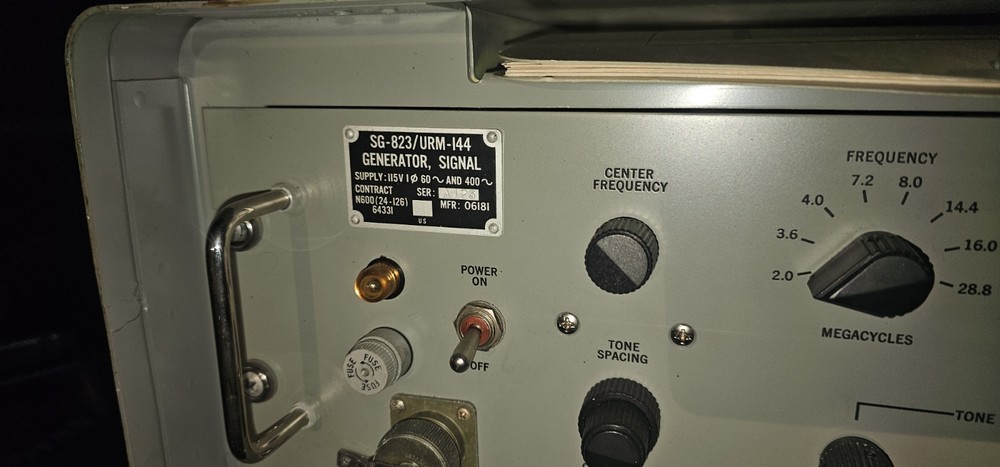 Signal Generator SG-823/URM-144