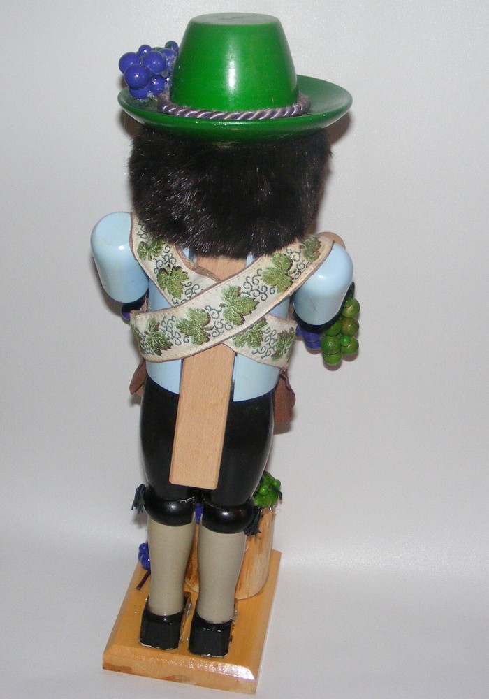 STEINBACH 18" Nutcracker WINE MAKER signed but needs TLC