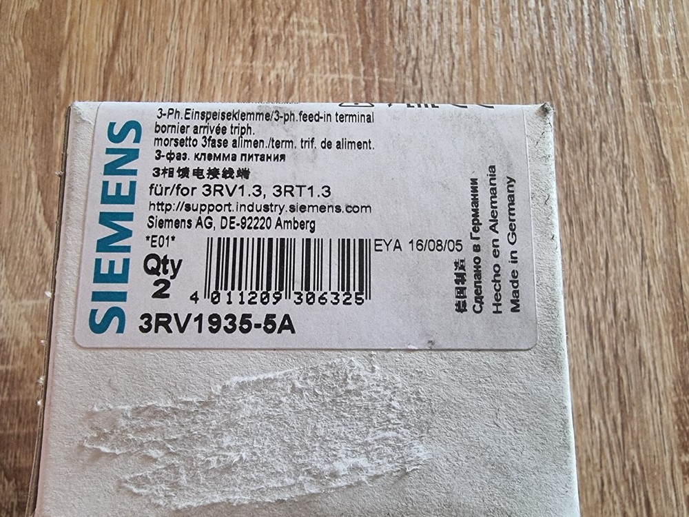 Siemens "3RV1935-5A" - 3 Phase Feed Terminal