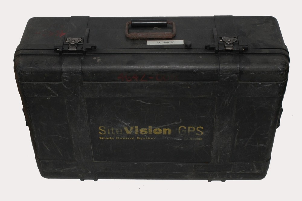 TRIMBLE MACHINE CONTROL GPS CARRYING CASE, PELICAN, SURVEYING