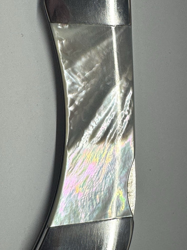 Custom Made Knife HEWITT Folder w Pearl #129