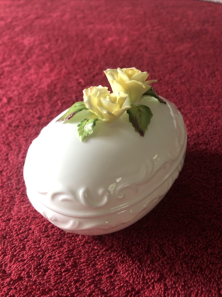 Gorham Egg Shaped Trinket Box By Maruri. Bone China