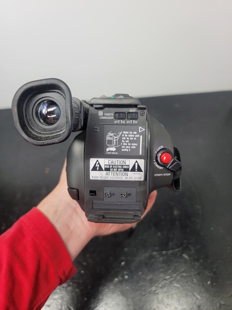Sony CCD FX520 8mm Video Camera 12x Optical - Untested - As Is!