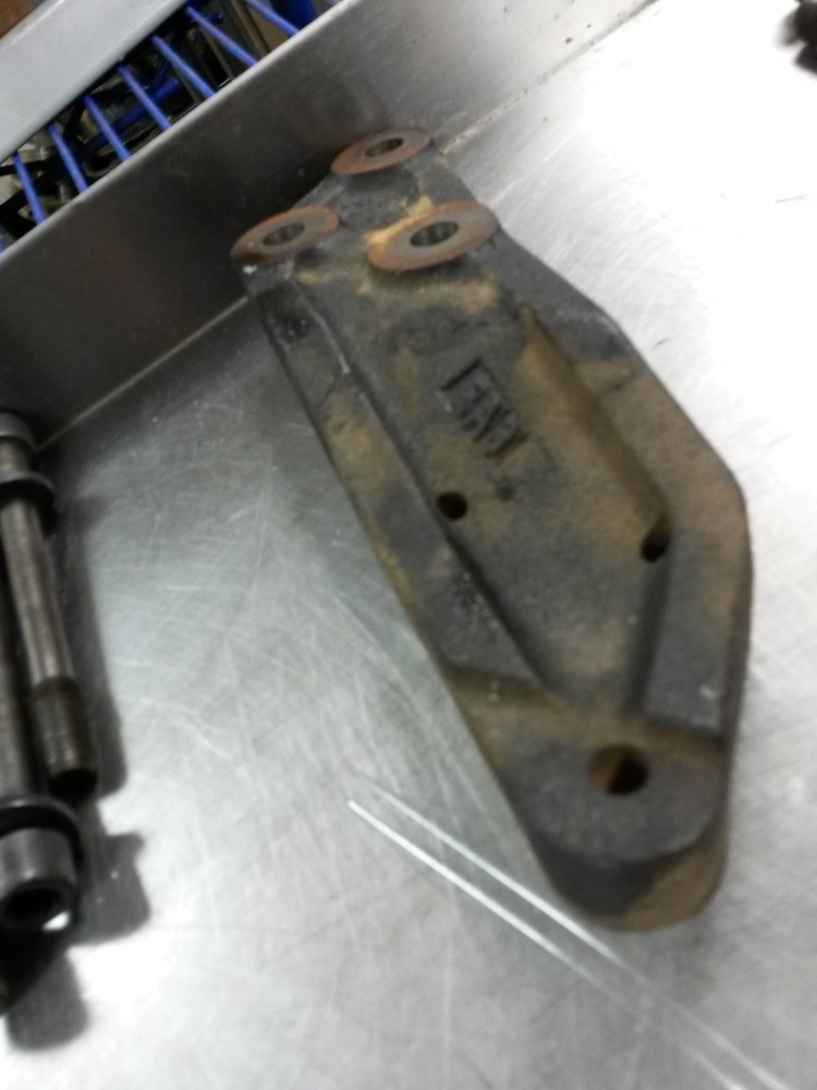 Accessory Bracket For 95-96 Hyundai Accent  1.5