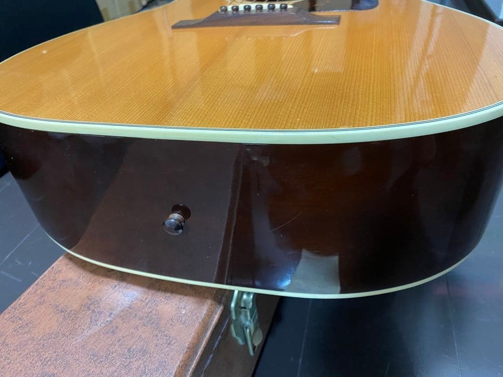 Gibson Acoustic Guitar