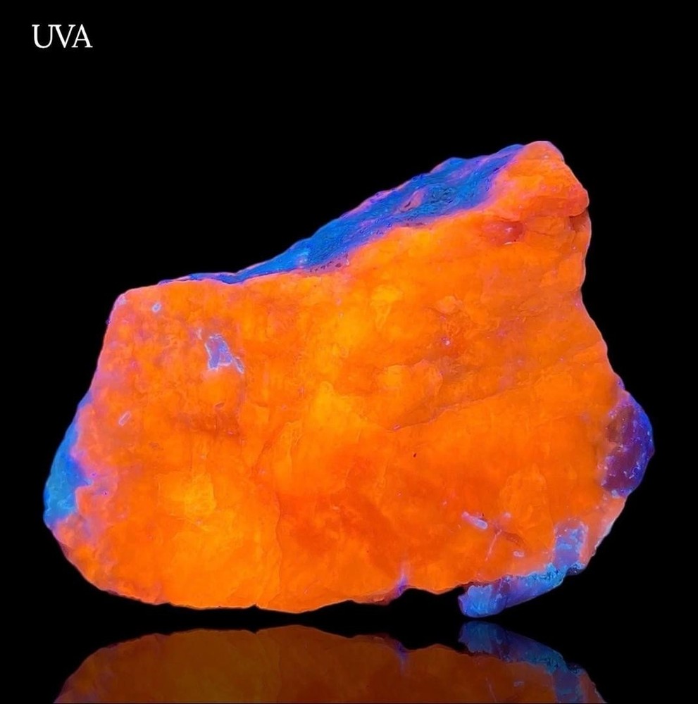 272 Gr. Rare Fluorescent Sharp Phosphorescent Lustrous Hackmanite Specimen @AFG