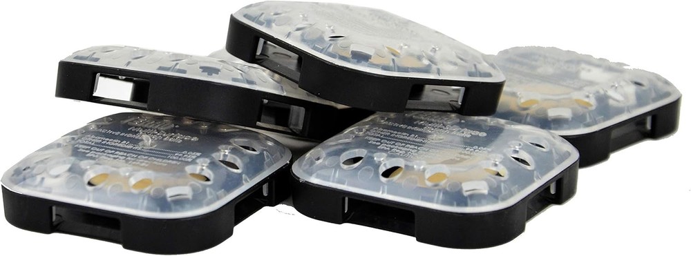 TERRO T500 Indoor Multi-Surface Roach Bait Stations - 1 Pack, Black