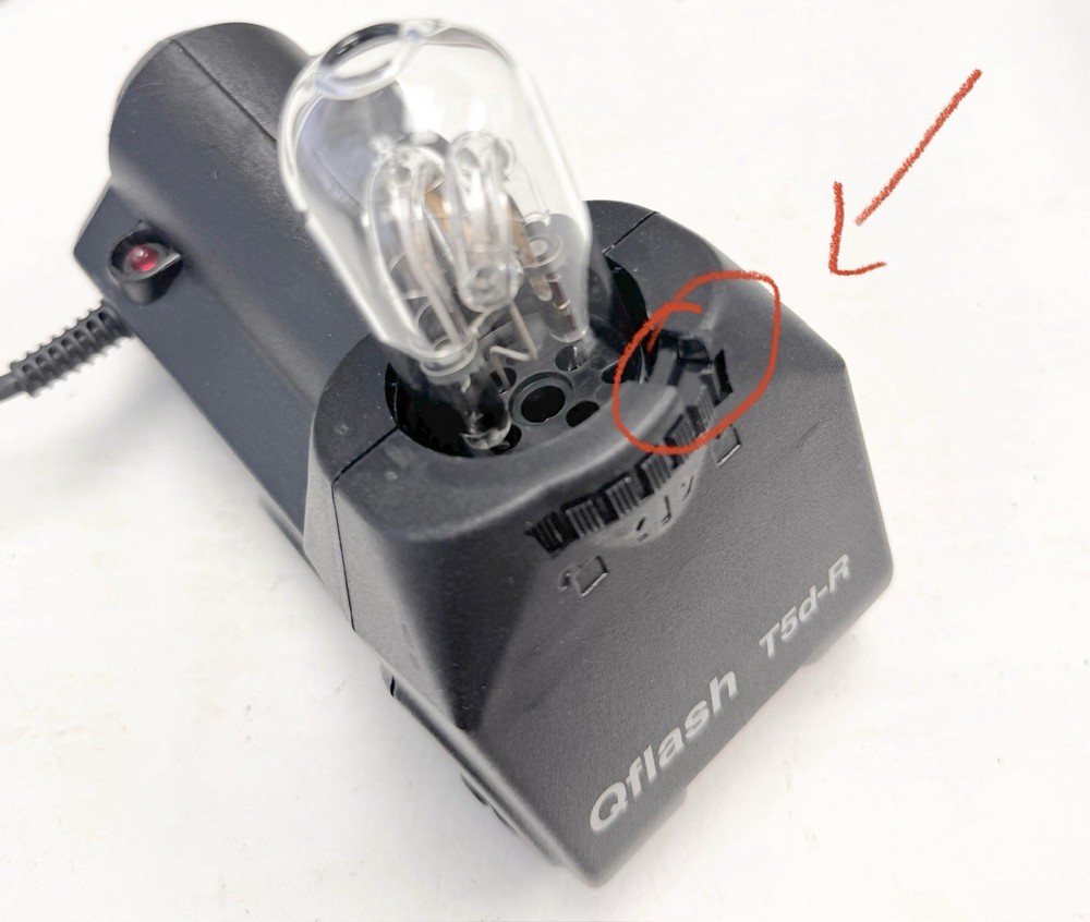 WORKING/READ Quantum Qflash T5d-R with Bulb