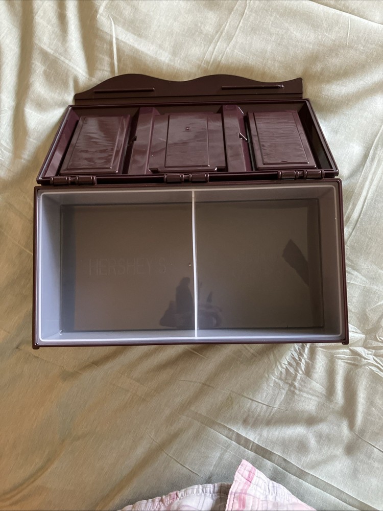 Hershey's Chocolate S'Mores Sectioned Caddy Carry Case Snap Shut Storage New!