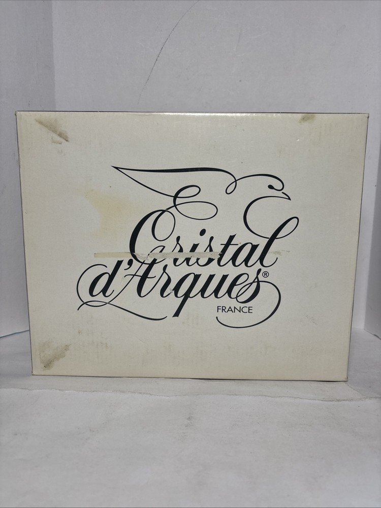 Cristal d’Arques 4x6 Crystal Frame with Leaf Design Pre-Owned VG