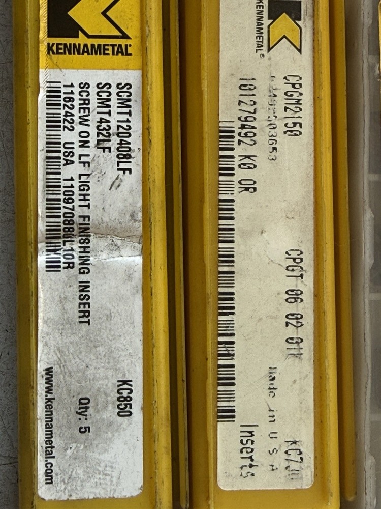 Lot of Assorted KENNAMETAL Milling Inserts