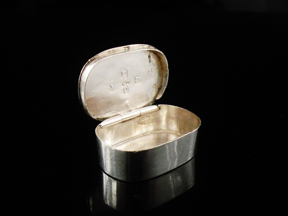 Antique Sterling Silver Patch Box, Hallmarked Birmingham 1800