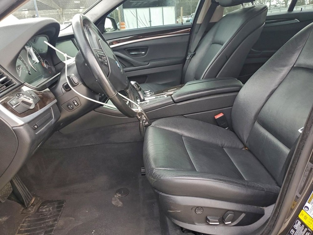 535I 2013 Glove Box 4950951