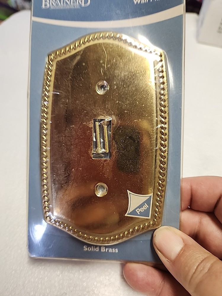 Brainerd Studio Polished Lacquered Heavy Solid Brass Single Switch Plate NOS NEW