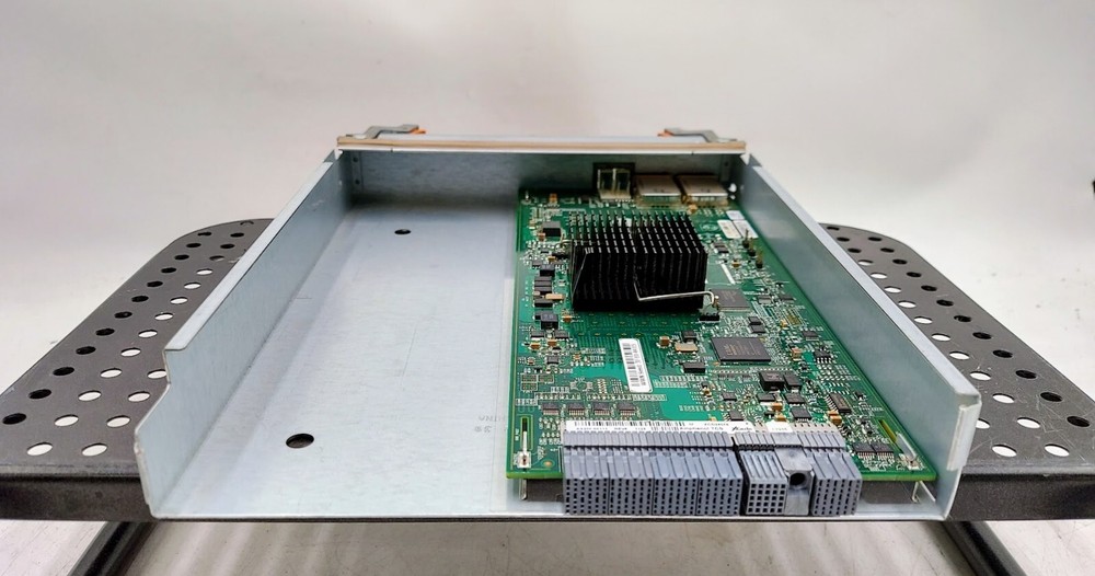 EMC 303-137-000D DAE Link Control Card