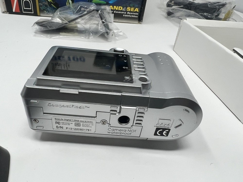 ReefMaster SeaLife DC100 1.3MP Digital Camera IOB