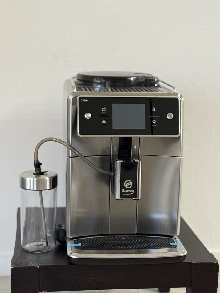 Saeco Xelsis SM7684/04 Automatic Espresso Machine