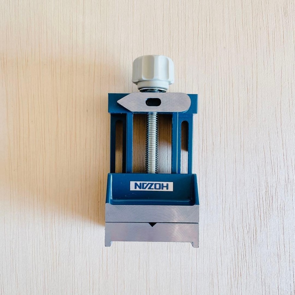 Hozan Mini Vise K-24