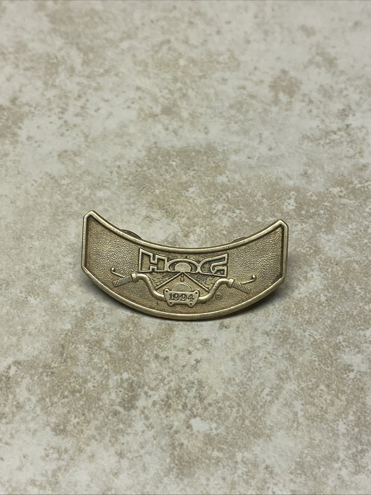 1994 HOG Harley Davidson Owners Group Member Rocker Lapel Pin Pre-owned