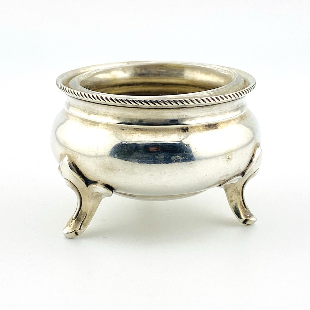 Vintage 800 Silver Footed Open Salt with Glass Insert