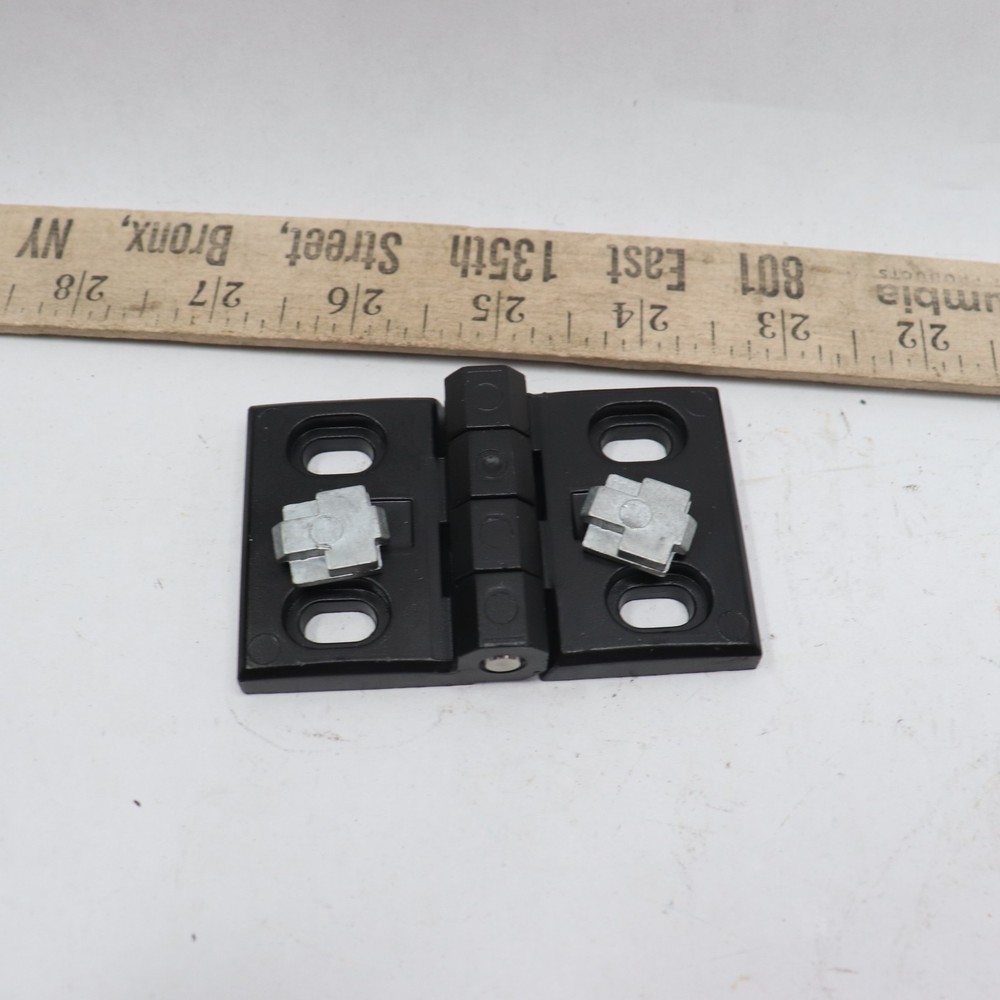RobotUnits Hinge with Centering Inserts  DOR4510