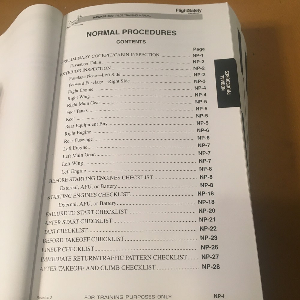 Hawker 800 Pilot Training Manual, Vol. 1, Operational Information
