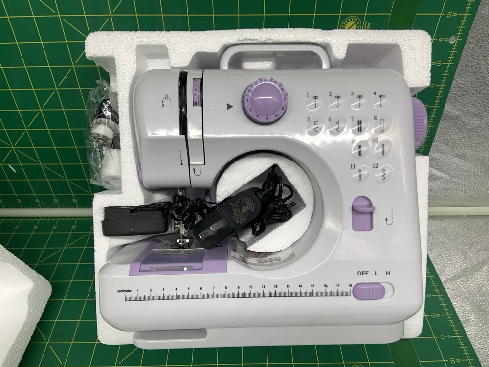 Pllieay Mini Portable Beginner Sewing Machine TXSM-505A X-1085 Kit Set Tools
