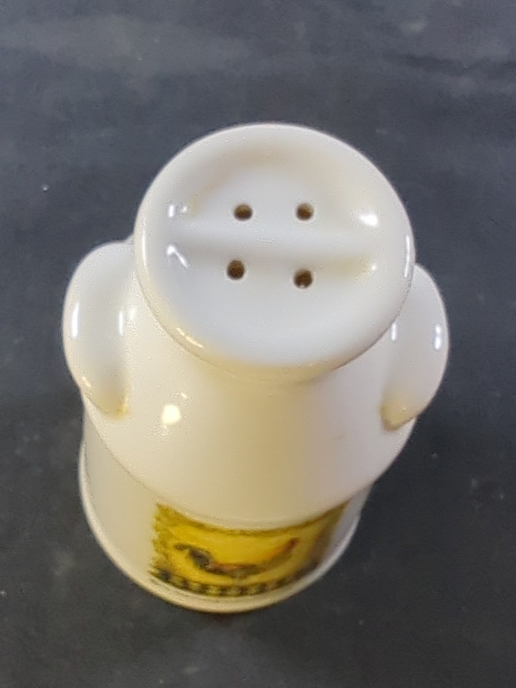 White Ceramic Milk Can Shaped Salt Or Pepper Replacement Shaker Decor chicken