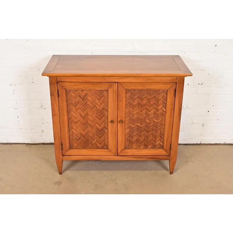 Tomlinson Mid-Century Modern Walnut Buffet Server or Bar Cabinet, 1950s