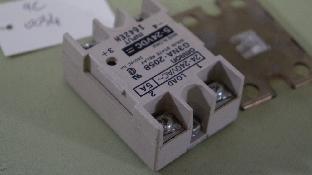 Omron G3NA-205B Solid State Relay , 5-24VDC