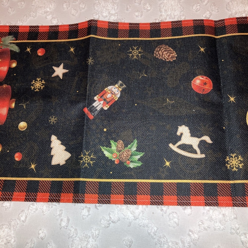 Christmas Runner with Nutcrackers, 13 x 71 in, Multicolor
