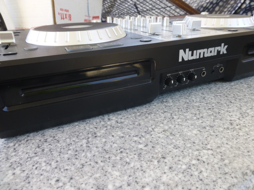 Numark Mixdeck Express Double Deck DJ Controller, USB, CD, MP3, Filter