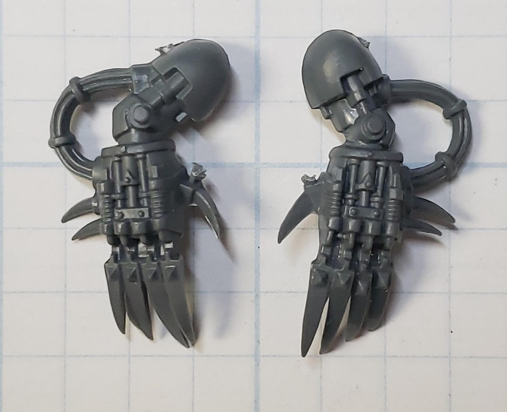 40k Chaos Space Marines Bits Terminator Lord Lord Engraved Lighting Claw x2 Set
