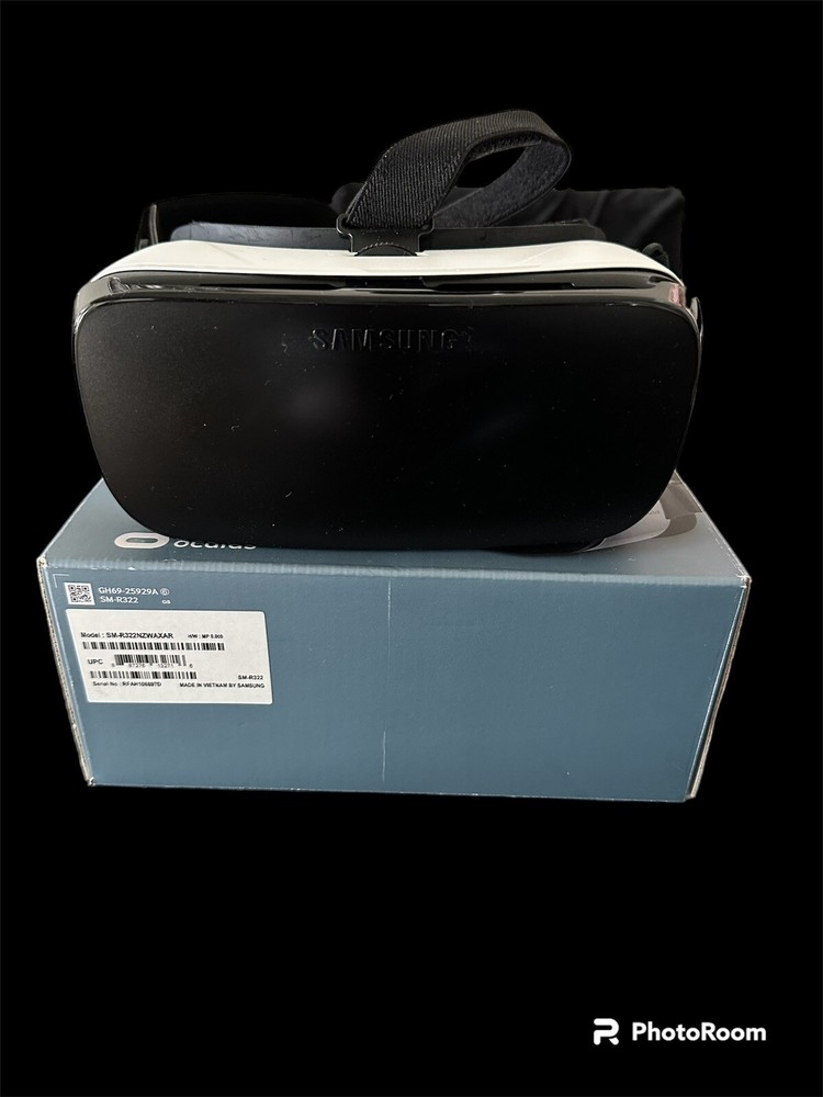 Samsung Gear VR Oculus Virtual Reality Headset 3D Note 5 Galaxy S6, S6 Edge S7