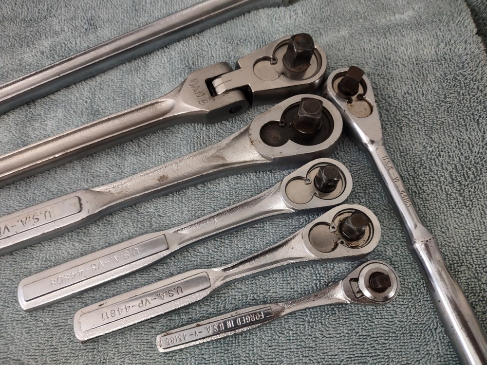 CRAFTSMAN 1/2” DRIVE FLEX RATCHET + Extra sizes Nice shape VIDEO
