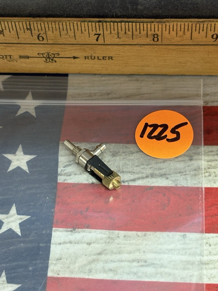Nitro Carburetor Part: PreOwned