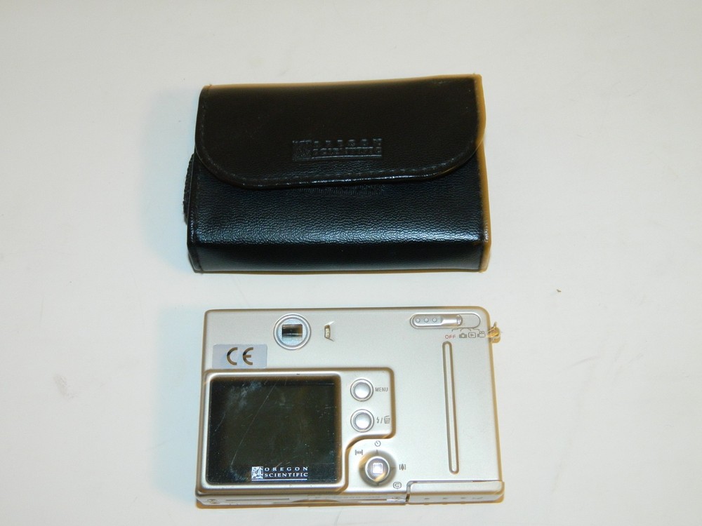 Oregon Scientific Digital Camera 2.0MP Silver Not working !!