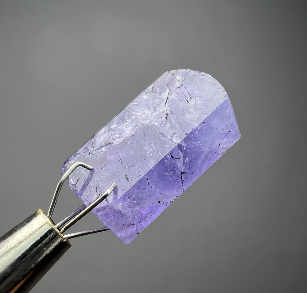 11 Ct Natural Sharp Color Change Hackmanite Cut Gemstone from Afghanistan
