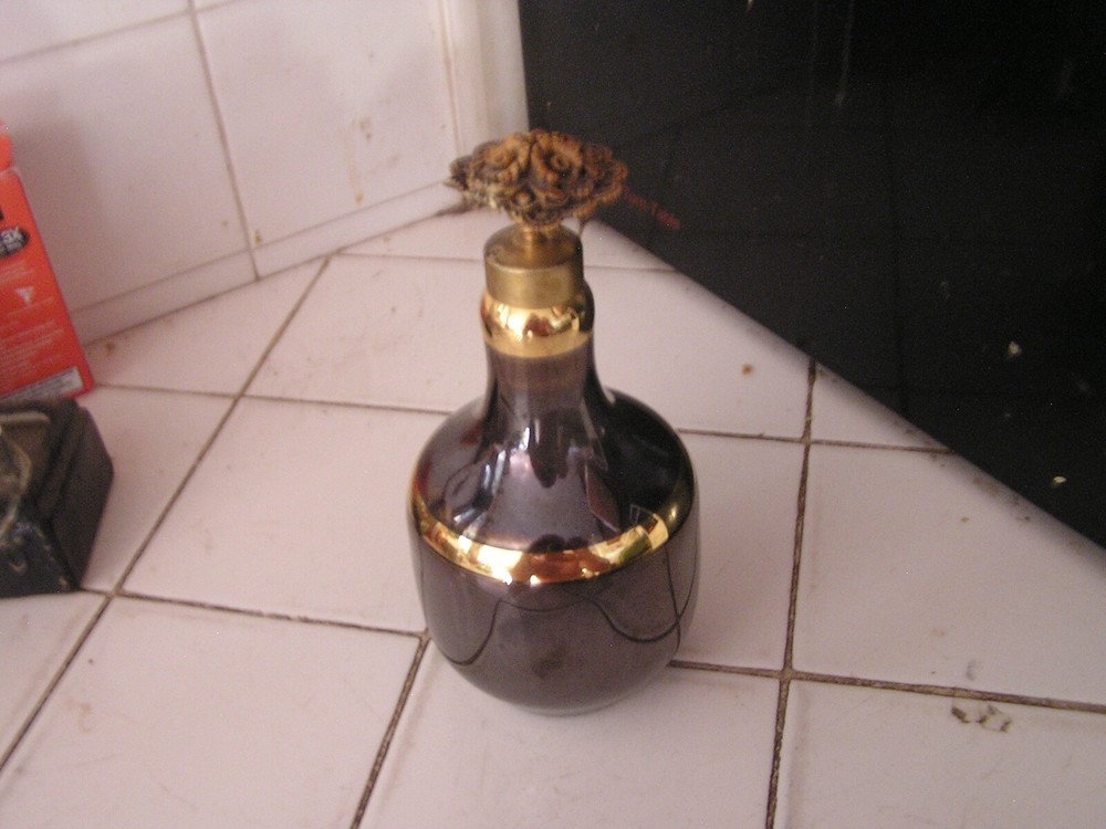 Vintage Perfume Bottle with Flower Atomizer
