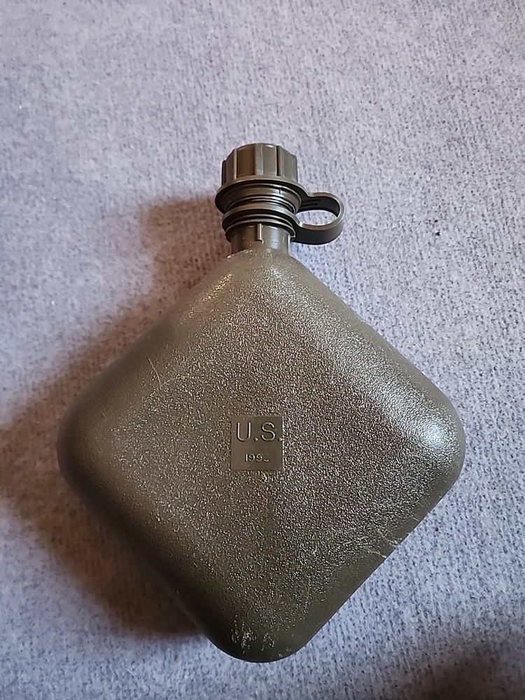 US GI Two Quart Canteen Bladder Tan